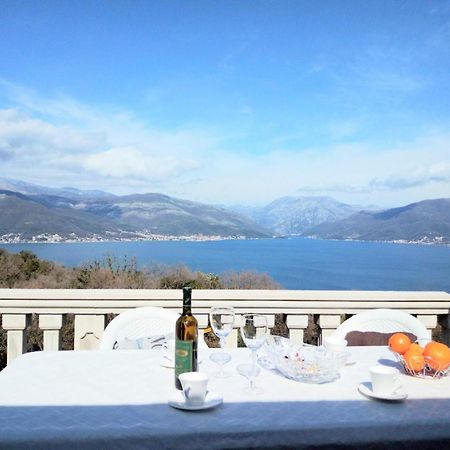 Apartments Vidikovac Tivat Eksteriør billede